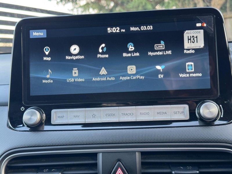 HYUNDAI KONA